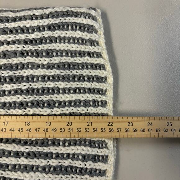 POL Women's Medium Mock Neck Two Tone Handmade Cozy Relaxed Fit Knit Sweater - Picture 7 of 10